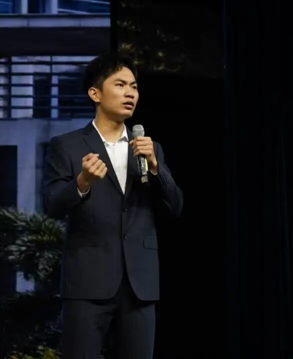 896452e2e88bb4a81e059ad499381fc9.jpg